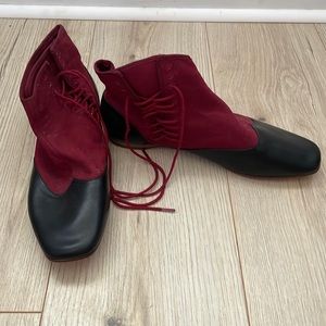 Never worn American Duchess side lace boots in red